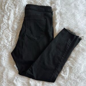 Old Navy Extra High-Rise Rockstar Super Skinny Black Jeans - Size 16